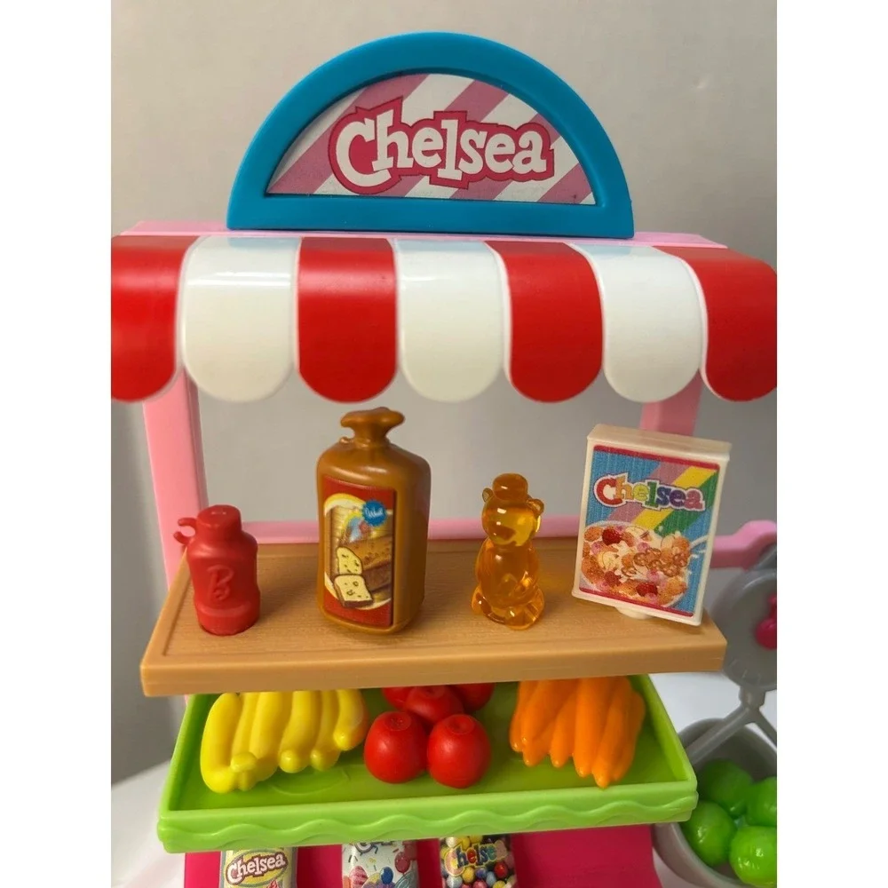 Barbie Chelsea Can Be Snack Stand Playset with Doll and Accessories GTN67